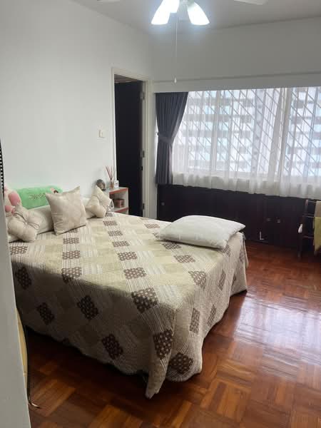 Cairnhill Plaza, 55 Cairnhill Road, 3 Bedrooms, 2,820 sqft, Apartment For Rent, by Tina Jethmal, 500163388 - Bedroom - PropertyGuru.com.sg