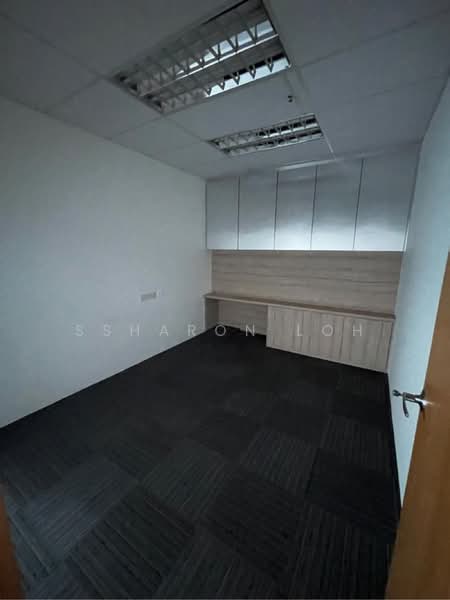 Vertex, 33 Ubi Avenue 3, 1,464 sqft, Light Industrial (B1) For Rent, by Ssharon Loh, 500163392 - CommercialGuru.com.sg