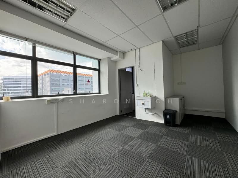 Vertex, 33 Ubi Avenue 3, 1,464 sqft, Light Industrial (B1) For Rent, by Ssharon Loh, 500163392 - CommercialGuru.com.sg