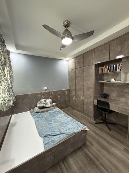 408 Jurong West Street 42, 408 Jurong West Street 42, 3 Bedrooms, 1,496 sqft, HDB Flat For Sale, by Sofian Roslan, 500163398 - Bedroom - PropertyGuru.com.sg