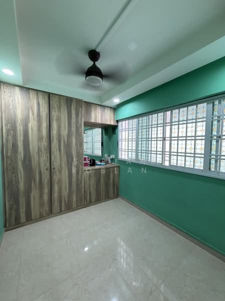 408 Jurong West Street 42, 408 Jurong West Street 42, 3 Bedrooms, 1,496 sqft, HDB Flat For Sale, by Sofian Roslan, 500163398 - Bedroom - PropertyGuru.com.sg