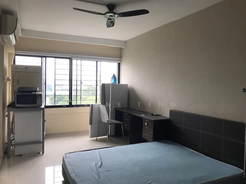 People's Park Complex, 1 Park Road, Room Rental, 300 sqft, Apartment For Rent, by Serene Teng, 500163399 - Bedroom - PropertyGuru.com.sg
