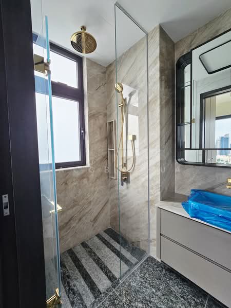 Perfect Ten, 323 Bukit Timah Road, 2 Bedrooms, 786 sqft, Condominium For Sale, by Jacob Chua, 500163400 - Bathroom - PropertyGuru.com.sg