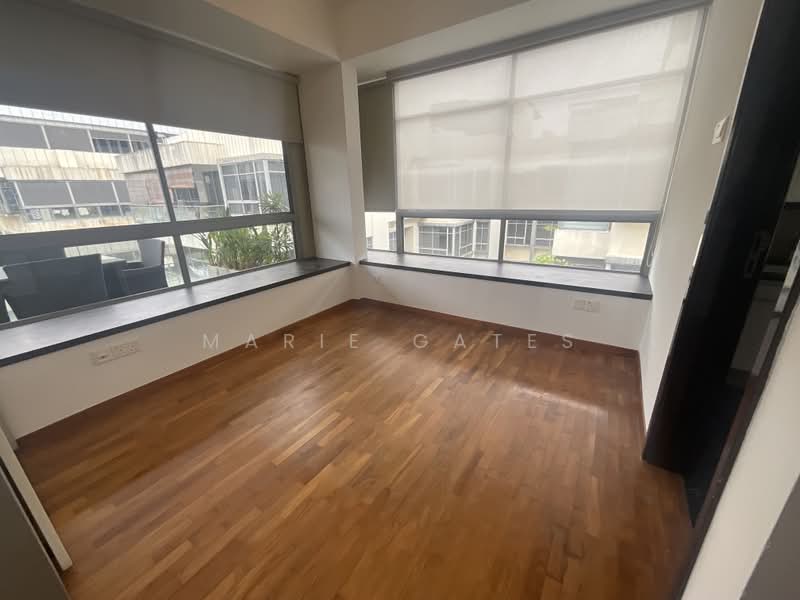 Freehold Penthouse, , 3 Bedrooms, 2,220 sqft, Condominium For Sale, by Marie Gates, 500163401 - Master bedroom Ensuite - PropertyGuru.com.sg