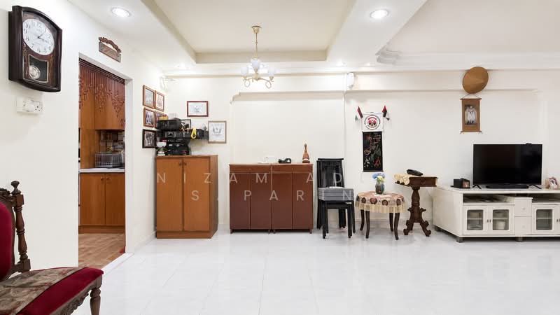 861 Yishun Avenue 4, 861 Yishun Avenue 4, 3 Bedrooms, 1,130 sqft, HDB Flat For Sale, by Nizam Adli Saparin, 500163411 - Living Room - PropertyGuru.com.sg