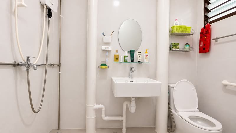 861 Yishun Avenue 4, 861 Yishun Avenue 4, 3 Bedrooms, 1,130 sqft, HDB Flat For Sale, by Nizam Adli Saparin, 500163411 - Bathroom - PropertyGuru.com.sg