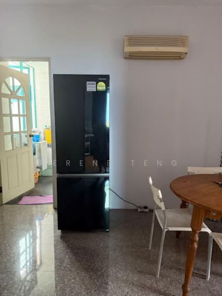 Wing Fong Mansions, 12 Lorong 14 Geylang, Room Rental, 300 sqft, Apartment For Rent, by Serene Teng, 500163423 - Interior - PropertyGuru.com.sg