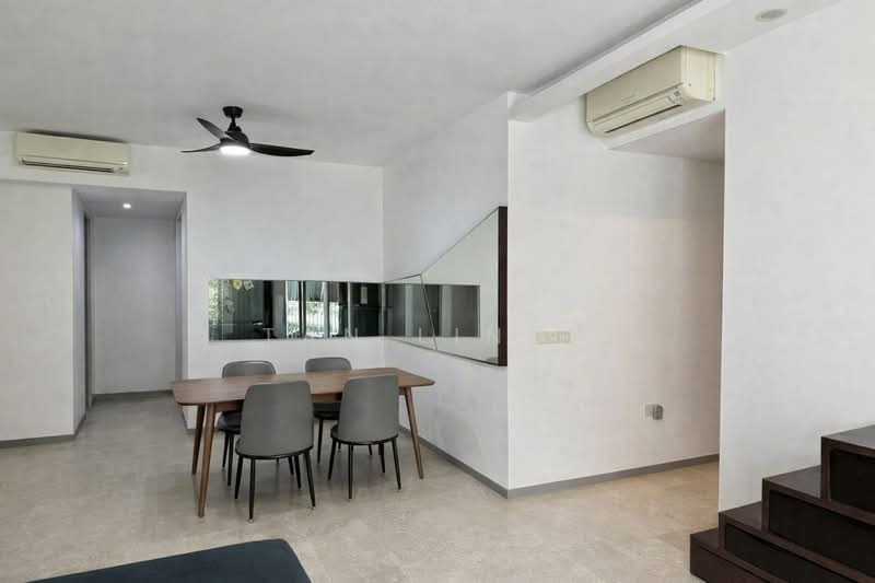 Stratum, 86 Elias Road, 4 Bedrooms, 1,475 sqft, Condominium For Sale, by Tan Linda, 500163434 - Dining Room - PropertyGuru.com.sg
