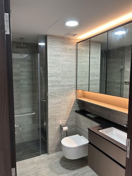 The Commodore, 59 Canberra Drive, 1 Bedroom, 463 sqft, Condominium For Rent, by David Cheong, 500163452 - Bathroom - PropertyGuru.com.sg
