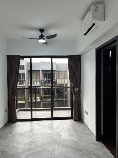 The Commodore, 59 Canberra Drive, 1 Bedroom, 463 sqft, Condominium For Rent, by David Cheong, 500163452 - Balcony - PropertyGuru.com.sg