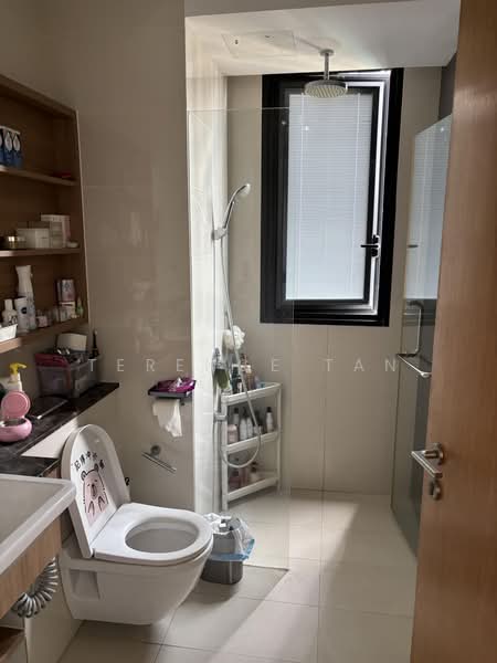 The Trilinq, 28 Jalan Lempeng, 4 Bedrooms, 1,517 sqft, Condominium For Rent, by Terence Tan, 500163454 - Bathroom - PropertyGuru.com.sg