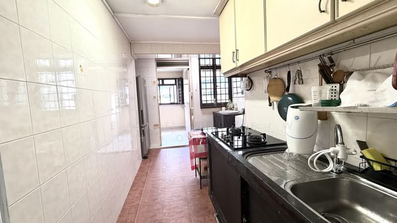 47 Lorong 6 Toa Payoh, 47 Lorong 6 Toa Payoh, 3 Bedrooms, 624 sqft, HDB Flat For Sale, by Kenneth Teiw Choon Lin, 500163467 - Kitchen - PropertyGuru.com.sg