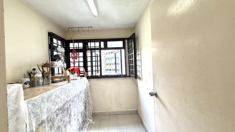 47 Lorong 6 Toa Payoh, 47 Lorong 6 Toa Payoh, 3 Bedrooms, 624 sqft, HDB Flat For Sale, by Kenneth Teiw Choon Lin, 500163467 - Kitchen - PropertyGuru.com.sg