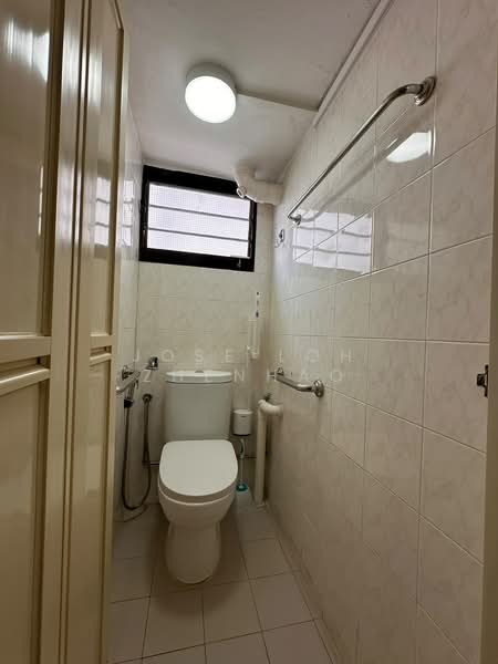 98 Whampoa Drive, 98 Whampoa Drive, 2 Bedrooms, 699 sqft, HDB Flat For Sale, by Jose Loh Zhenhao, 500163473 - Bathroom - PropertyGuru.com.sg