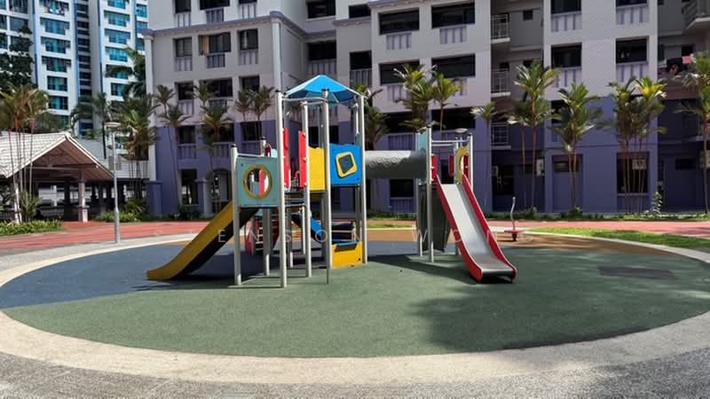 470 Sembawang Drive, 470 Sembawang Drive, 3 Bedrooms, 1,184 sqft, HDB Flat For Sale, by Stenson Wong, 500163486 - Exterior - PropertyGuru.com.sg