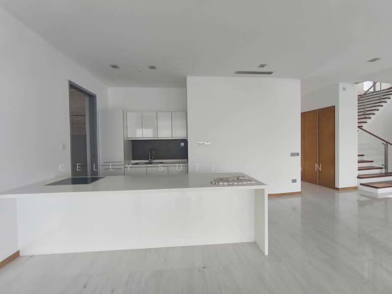The Oceanfront @ Sentosa Cove, Harbourfront / Telok Blangah, 4 Bedrooms, 6,000 sqft, Condominium For Rent, by Kelly Sutina Tan, 500163487 - Kitchen - PropertyGuru.com.sg