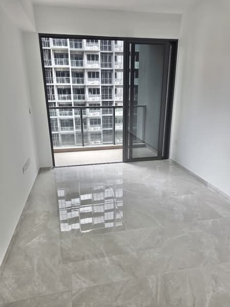 Tembusu Grand, 94 Jalan Tembusu, 2 Bedrooms, 743 sqft, Condominium For Rent, by Claire Lee, 500163505 - Balcony - PropertyGuru.com.sg