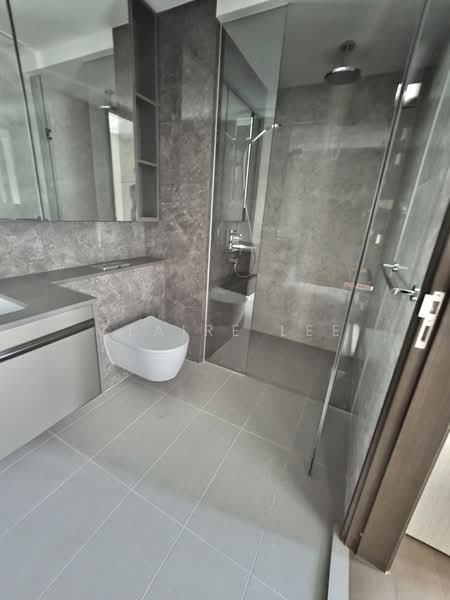 Tembusu Grand, 94 Jalan Tembusu, 2 Bedrooms, 743 sqft, Condominium For Rent, by Claire Lee, 500163505 - Bathroom - PropertyGuru.com.sg