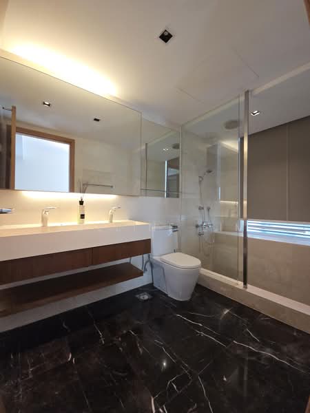 Cabana, 95 Sunrise Terrace, 4 Bedrooms, 3,122 sqft, Cluster House For Sale, by Adeline Lim, 500163507 - Bathroom - PropertyGuru.com.sg
