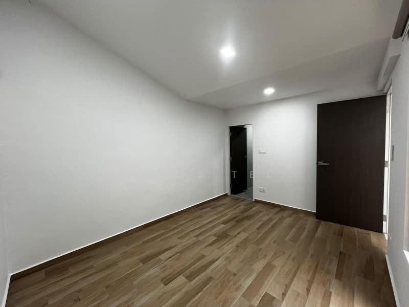 Sembawang Hills Estate, Sembawang Hills Drive, Room Rental, 300 sqft, Terraced House For Rent, by Chris Tee, 500163515 - Interior - PropertyGuru.com.sg