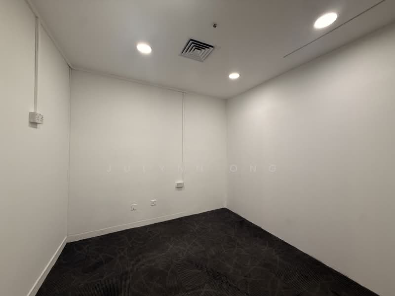 Excelsior Hotel, 5 Coleman Street, City Hall / Clarke Quay, 230 sqft, Mall Shop For Rent, by Julynn Ong, 500163523 - CommercialGuru.com.sg