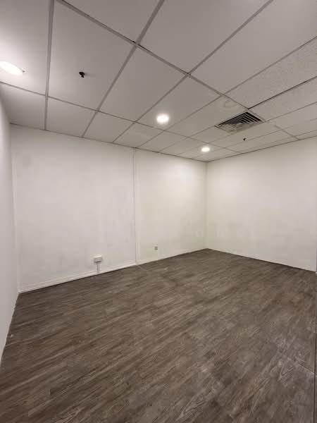 Excelsior Hotel, 5 Coleman Street, City Hall / Clarke Quay, 230 sqft, Mall Shop For Rent, by Julynn Ong, 500163523 - CommercialGuru.com.sg