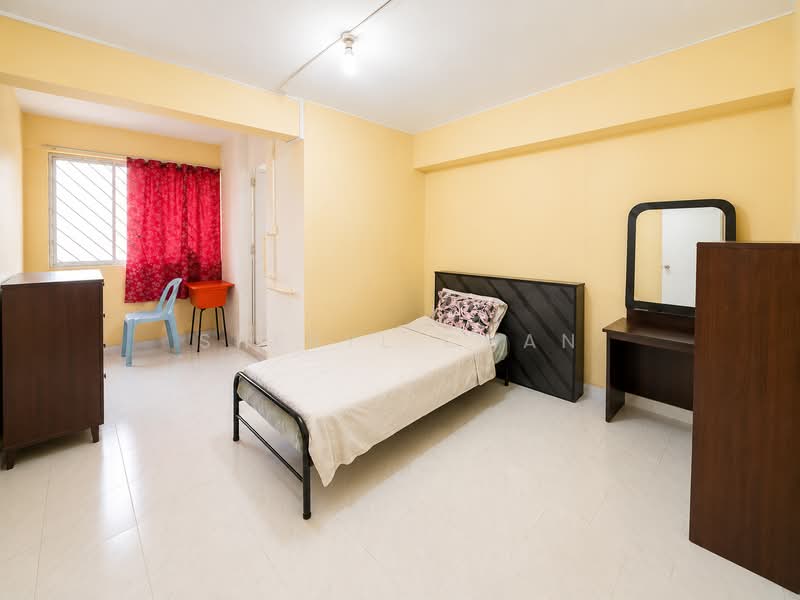 979 Jurong West Street 93, 979 Jurong West Street 93, 3 Bedrooms, 1,119 sqft, HDB Flat For Sale, by Sheryl Chan, 500163534 - Bedroom - PropertyGuru.com.sg