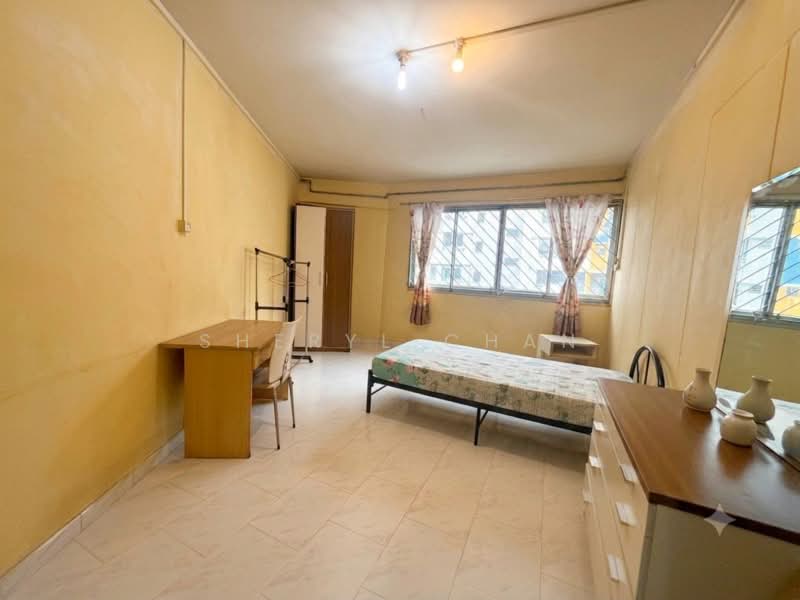 979 Jurong West Street 93, 979 Jurong West Street 93, 3 Bedrooms, 1,119 sqft, HDB Flat For Sale, by Sheryl Chan, 500163534 - Bedroom - PropertyGuru.com.sg