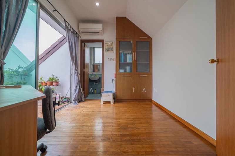 Sunshine Grove, 2 Jalan Labu Merah, 2 Bedrooms, 1,001 sqft, Apartment For Sale, by Jiada Tan, 500163537 - PropertyGuru.com.sg