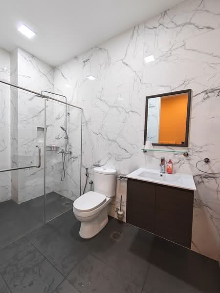 jalan chengkek, , Room Rental, 200 sqft, Terraced House For Rent, by Ailsa Ang, 500163540 - Bathroom - PropertyGuru.com.sg