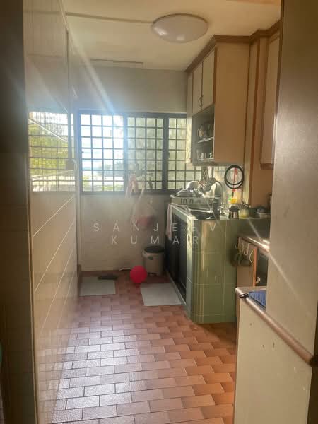 113 Tampines Street 11, 113 Tampines Street 11, 2 Bedrooms, 800 sqft, HDB Flat For Rent, by Sanjeev Kumar, 500163541 - Kitchen - PropertyGuru.com.sg