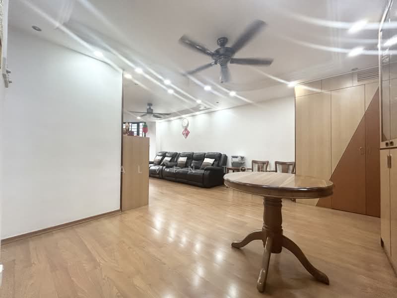 341B Sembawang Close, 341B Sembawang Close, 4 Bedrooms, 1,195 sqft, HDB Flat For Sale, by Alvin Toh, 500163546 - Living Room - PropertyGuru.com.sg