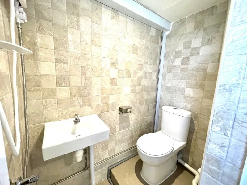 Chancery Court, 36A Dunearn Road, 3 Bedrooms, 2,034 sqft, Condominium For Rent, by Shaun Chew, 500163556 - Bathroom - PropertyGuru.com.sg