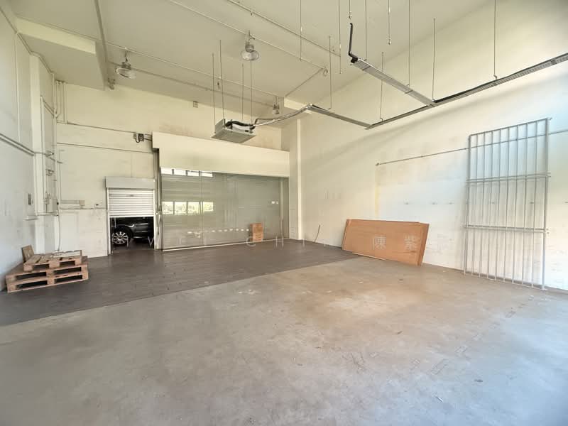 Pioneer Point, 5 Soon Lee Street, 1,066 sqft, Factory / Workshop (B2) For Sale, by Ziwei Chin 陳紫薇, 500163578 - Interior - CommercialGuru.com.sg