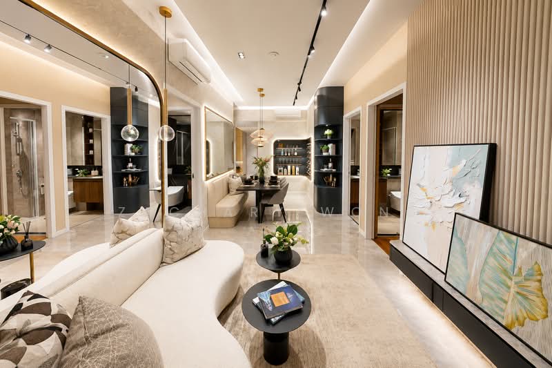 FREEHOLD! <1km to St Andrew’s Pri! <5mins to MRT!, , 2 Bedrooms, 678 sqft, Condominium For Sale, by Zachary Wong, 500163579 - Living Room - PropertyGuru.com.sg