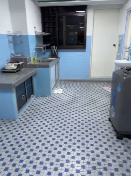 25 Toa Payoh East, 25 Toa Payoh East, 3 Bedrooms, 721 sqft, HDB Flat For Sale, by Dennis Chua, 500163586 - Kitchen with another room - PropertyGuru.com.sg