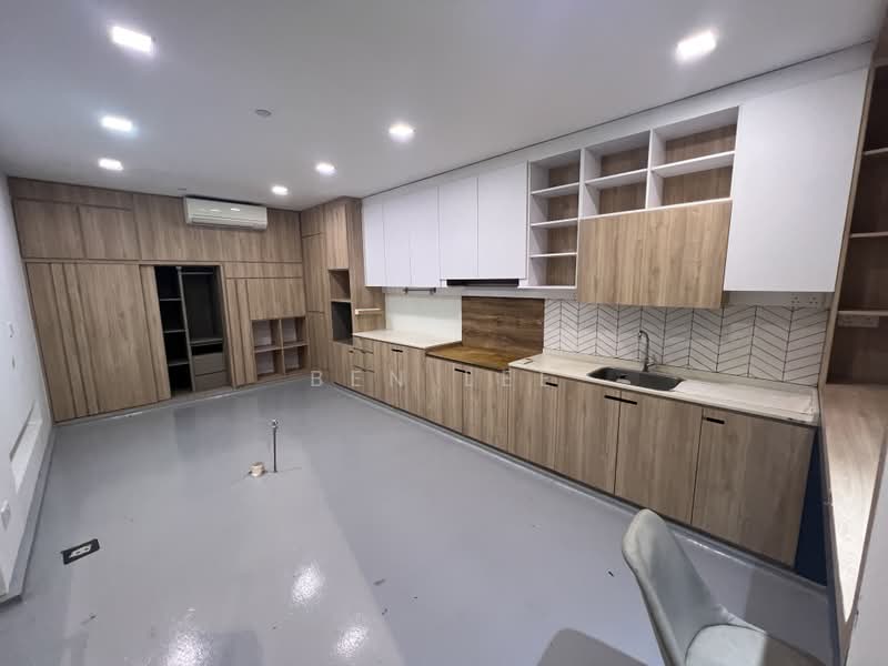 CT Hub 2, 114 Lavender Street, 334 sqft, Food & Beverage For Rent, by Ben Lee, 500163589 - Kitchen - CommercialGuru.com.sg
