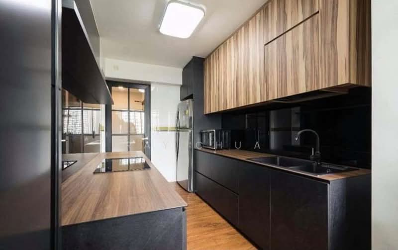 679A Punggol Drive, 679A Punggol Drive, 2 Bedrooms, 1,001 sqft, HDB Flat For Sale, by Ray Chua, 500163590 - Kitchen - PropertyGuru.com.sg