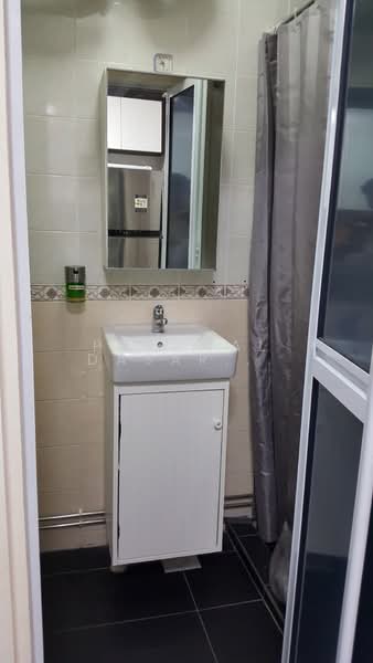 110C Punggol Field, 110C Punggol Field, 3 Bedrooms, 968 sqft, HDB Flat For Sale, by Perumal Dasarathan, 500163591 - Bathroom - PropertyGuru.com.sg