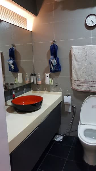 110C Punggol Field, 110C Punggol Field, 3 Bedrooms, 968 sqft, HDB Flat For Sale, by Perumal Dasarathan, 500163591 - Bathroom - PropertyGuru.com.sg