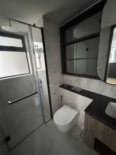 Sceneca Residence, Tanah Merah Kechil Link, 4 Bedrooms, 1,518 sqft, Condominium For Rent, by James ., 500163592 - Bathroom - PropertyGuru.com.sg