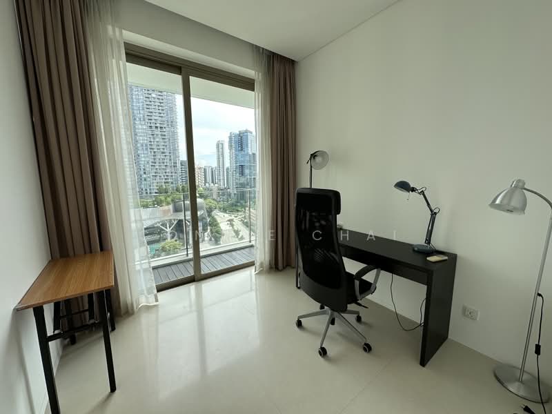 Scotts Square, 6 Scotts Road, 2 Bedrooms, 893 sqft, Condominium For Rent, by Connie Chai, 500163593 - PropertyGuru.com.sg