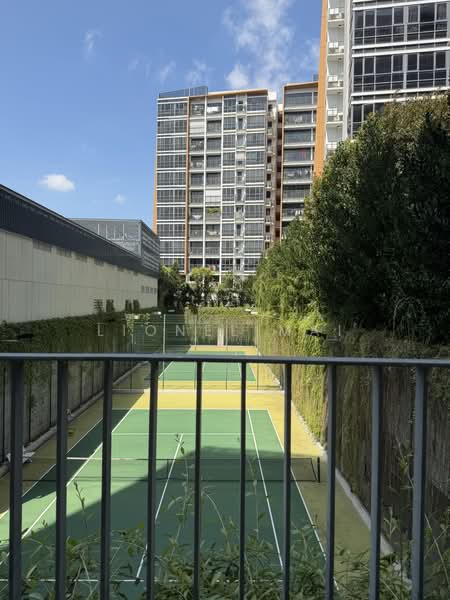 Coco Palms, 27 Pasir Ris Grove, 3 Bedrooms, 904 sqft, Condominium For Rent, by Lionel Mai, 500163594 - Exterior - PropertyGuru.com.sg