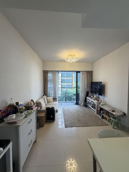 Coco Palms, 27 Pasir Ris Grove, 3 Bedrooms, 904 sqft, Condominium For Rent, by Lionel Mai, 500163594 - Living Room - PropertyGuru.com.sg