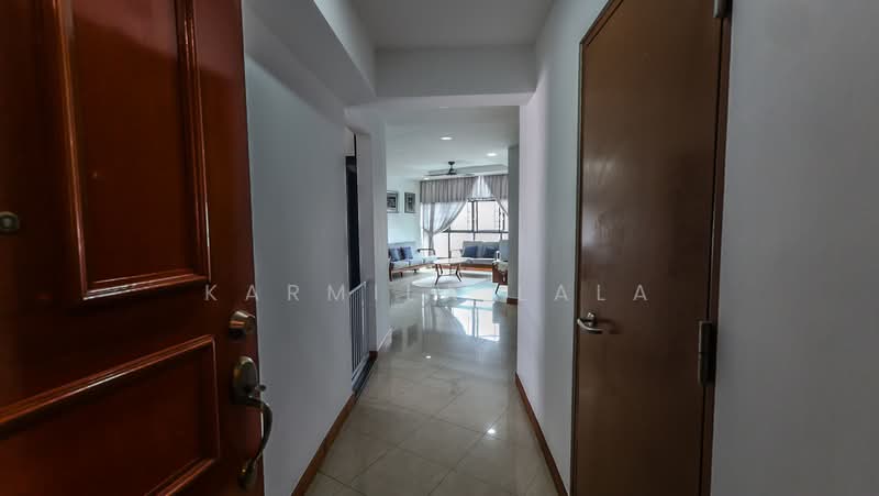 158B Rivervale Crescent, 158B Rivervale Crescent, 3 Bedrooms, 1,185 sqft, HDB Flat For Sale, by Karmila Lala, 500163606 - Entrance way - PropertyGuru.com.sg