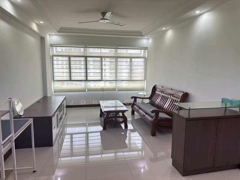 638A Punggol Drive, 638A Punggol Drive, 3 Bedrooms, 1,205 sqft, HDB Flat For Rent, by John Chen, 500163615 - Living Room - PropertyGuru.com.sg