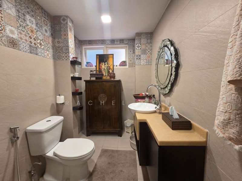Elevated Tranquil Semi Detach 5 room 5 bath, Medway Drive, Crowhurst Drive, Bodmin Drive, Brockhampton Drive, Bloxhome Drive, Borthwick Drive, Blandford, Farleigh Avenue, Chartwell Drive, Walmer Drive, Lorong Chuan, Serangoon Garden Estate, Serangoon Garden Way, Hougang / Punggol / Sengkang, 5 Bedrooms, 5,000 sqft, Semi-Detached House For Sale, by Rachel Hon, 500163620 - Bathroom - PropertyGuru.com.sg