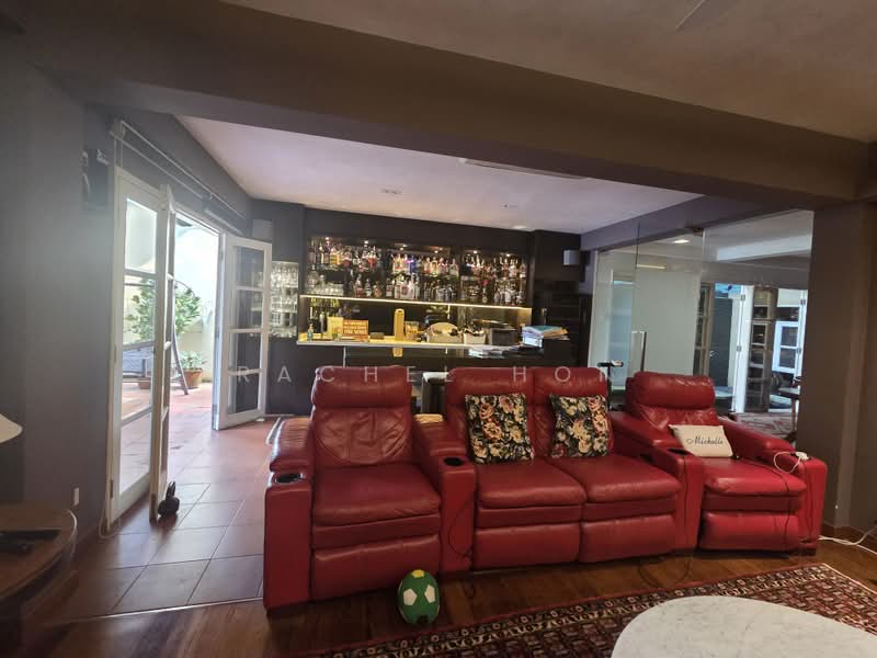 Elevated Tranquil Semi Detach 5 room 5 bath, Medway Drive, Crowhurst Drive, Bodmin Drive, Brockhampton Drive, Bloxhome Drive, Borthwick Drive, Blandford, Farleigh Avenue, Chartwell Drive, Walmer Drive, Lorong Chuan, Serangoon Garden Estate, Serangoon Garden Way, Hougang / Punggol / Sengkang, 5 Bedrooms, 5,000 sqft, Semi-Detached House For Sale, by Rachel Hon, 500163620 - Living Room - PropertyGuru.com.sg