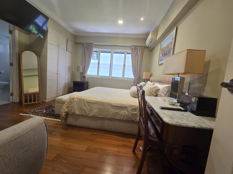 Elevated Tranquil Semi Detach 5 room 5 bath, Medway Drive, Crowhurst Drive, Bodmin Drive, Brockhampton Drive, Bloxhome Drive, Borthwick Drive, Blandford, Farleigh Avenue, Chartwell Drive, Walmer Drive, Lorong Chuan, Serangoon Garden Estate, Serangoon Garden Way, Hougang / Punggol / Sengkang, 5 Bedrooms, 5,000 sqft, Semi-Detached House For Sale, by Rachel Hon, 500163620 - Bedroom - PropertyGuru.com.sg