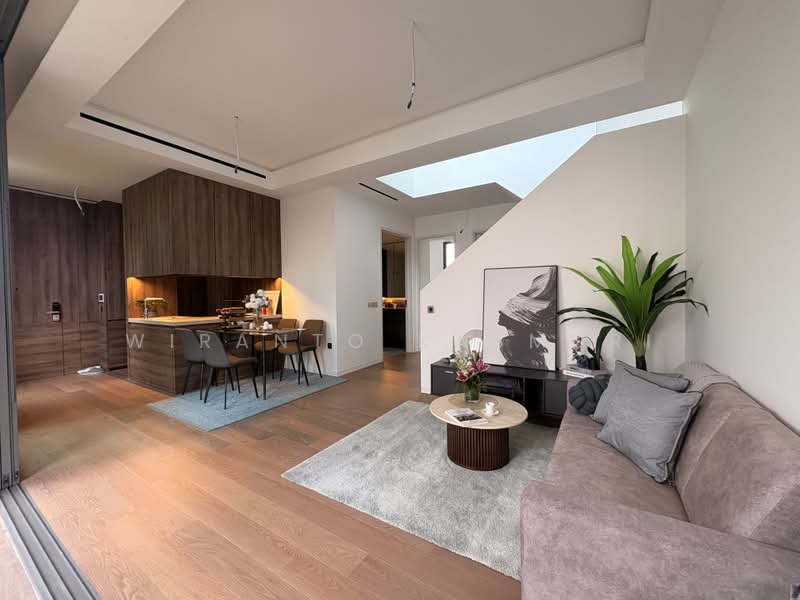 Cheapest Freehold 3BR Penthouse |1KM to Top Schools | Huge Landscape, , 3 Bedrooms, 1,410 sqft, Condominium For Sale, by Wiranto Kasmuri, 500163622 - Living Room - PropertyGuru.com.sg
